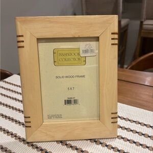 Vintage Innsbrook Collection 5x7 Solid Wood Picture Frame